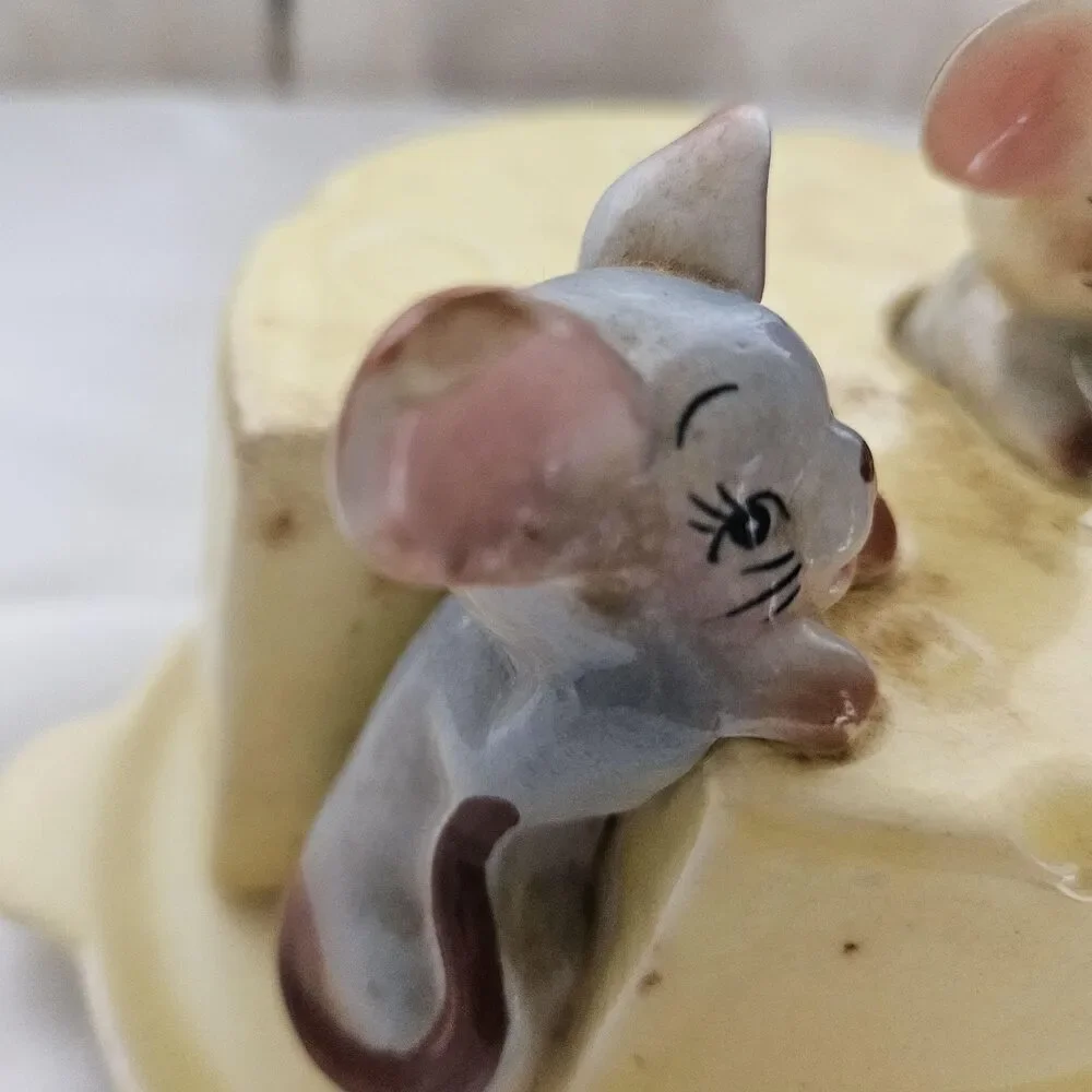 Vintage Tilso Japan Ceramic Mouse Covered Cheese Dish
